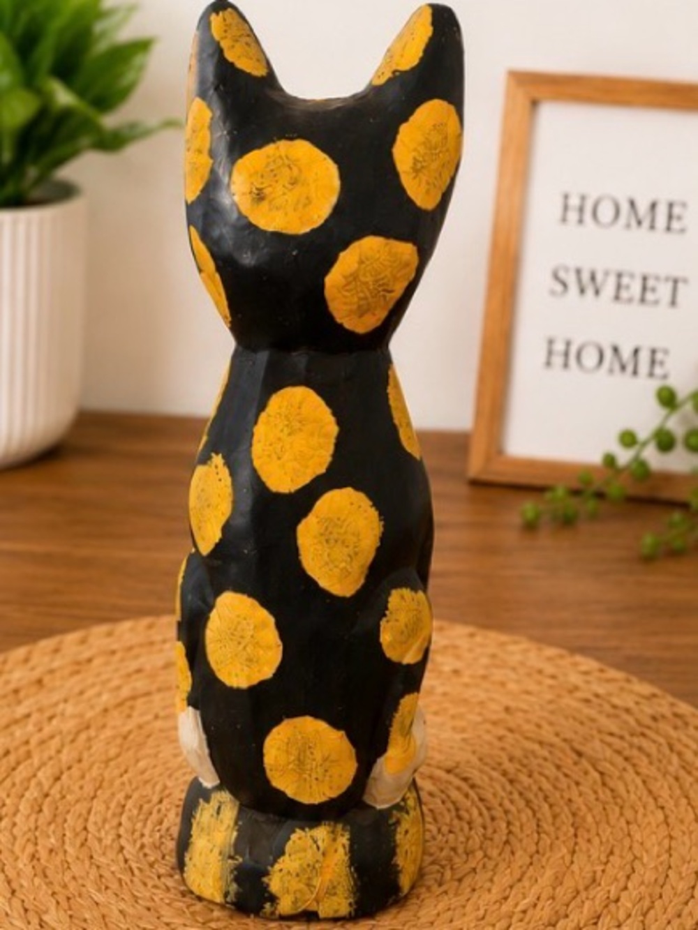 Vintage Hand Carved Folk Art Cat Figurine, Hand Painted Wooden Cat Statue - Picture 4 of 6